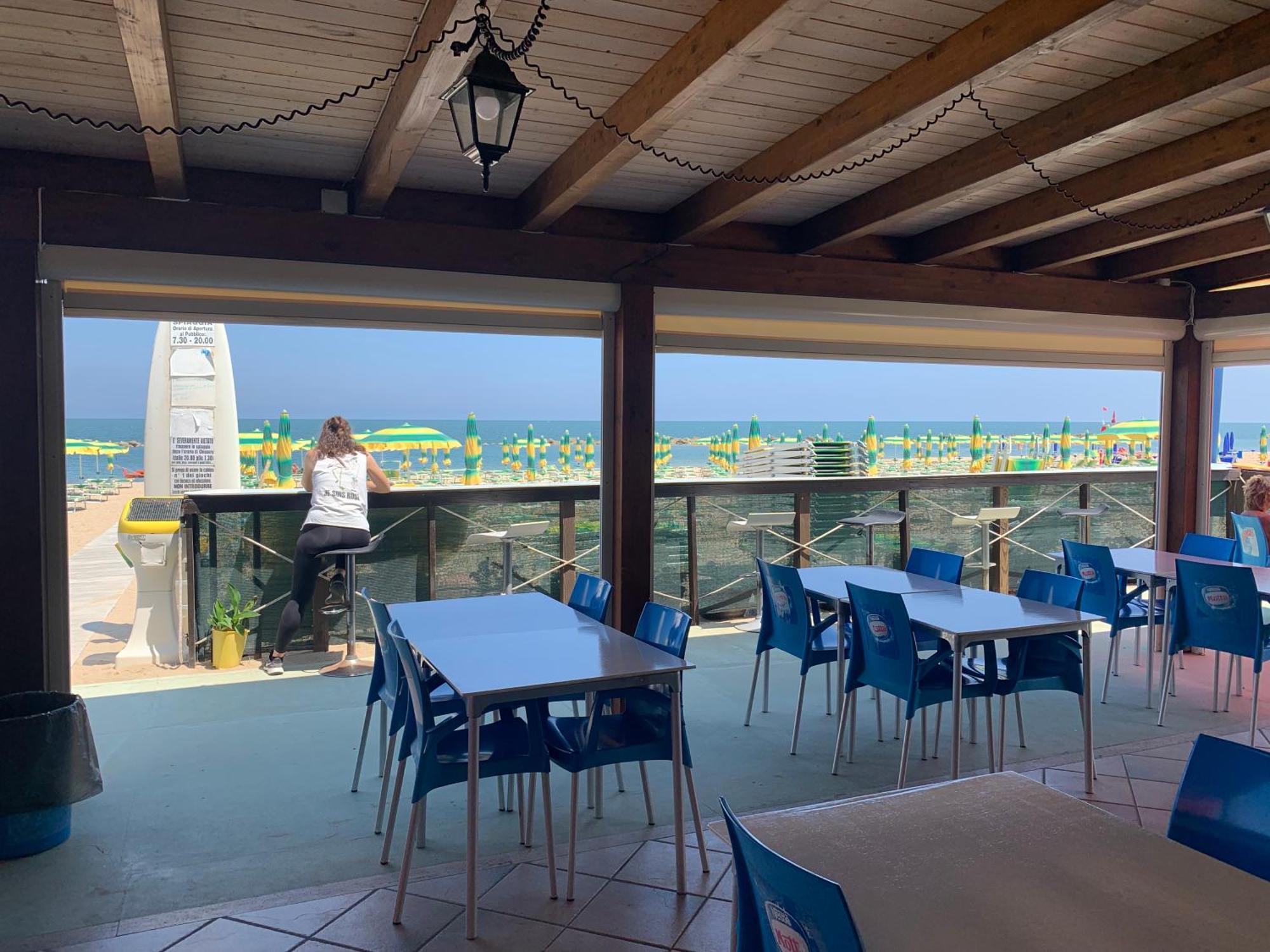 Conero-30Mt Dalla Spiaggia Di Sabbia-Bilocale E Corte-Delfino Porto Potenza Picena Exterior foto